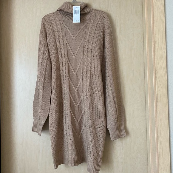 Hooked Up by IOT Dresses & Skirts - 38. NWT Cozy Sweater Dress